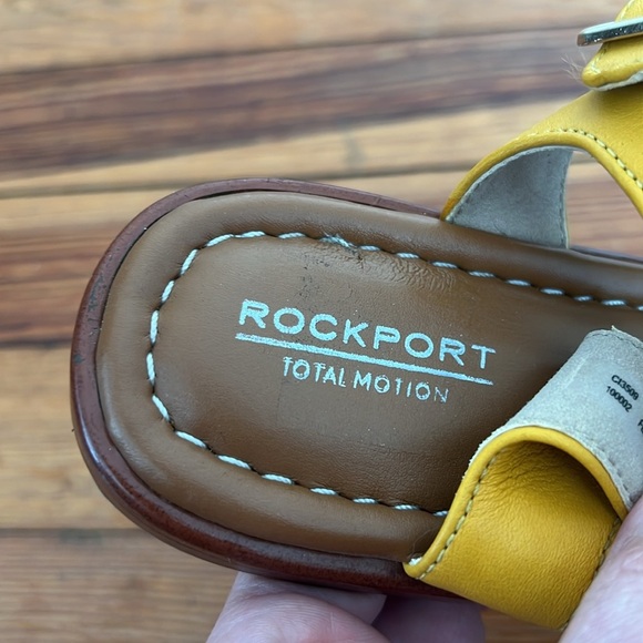 Rockport Total Motion Yellow Leather Zadie Sandals with Buckle - Size 7.5 - Picture 6 of 10